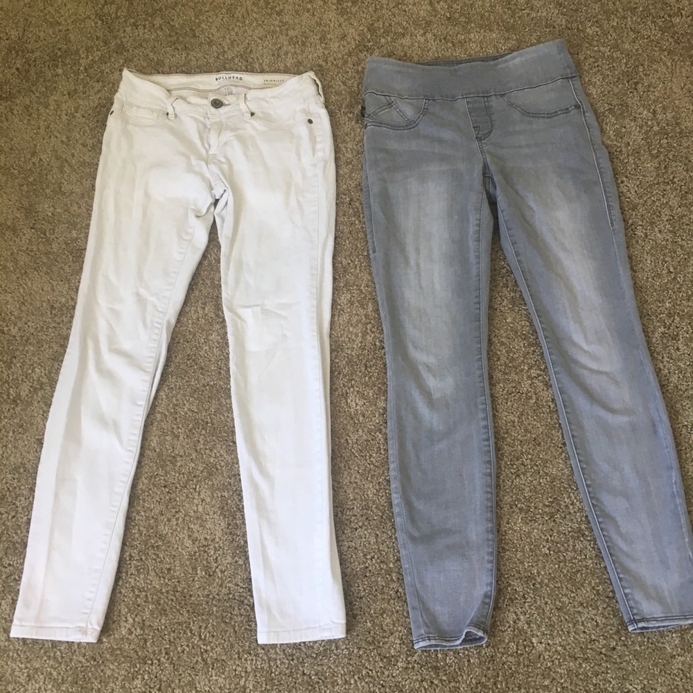 Jeans 2 different brands
